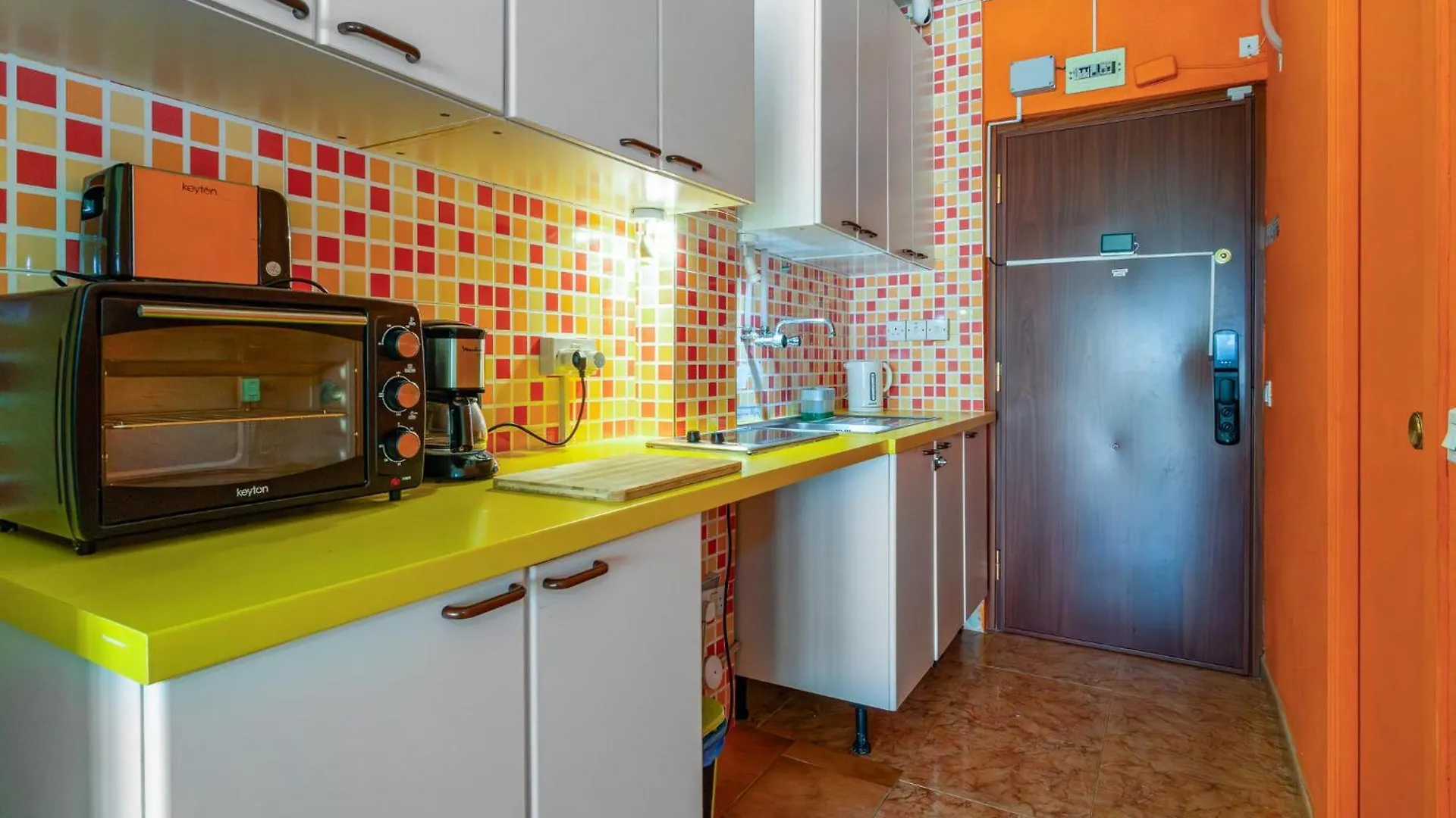 Beautiful Apartment In Torremolinos With Wifi