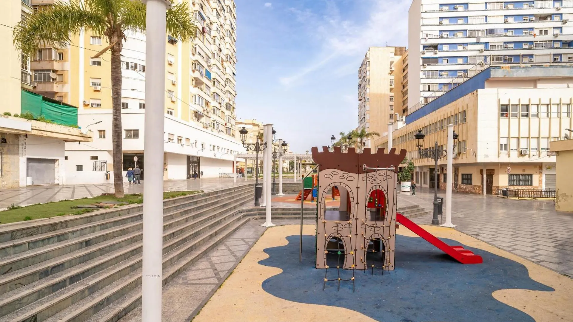 Beautiful Apartment In Torremolinos With Wifi