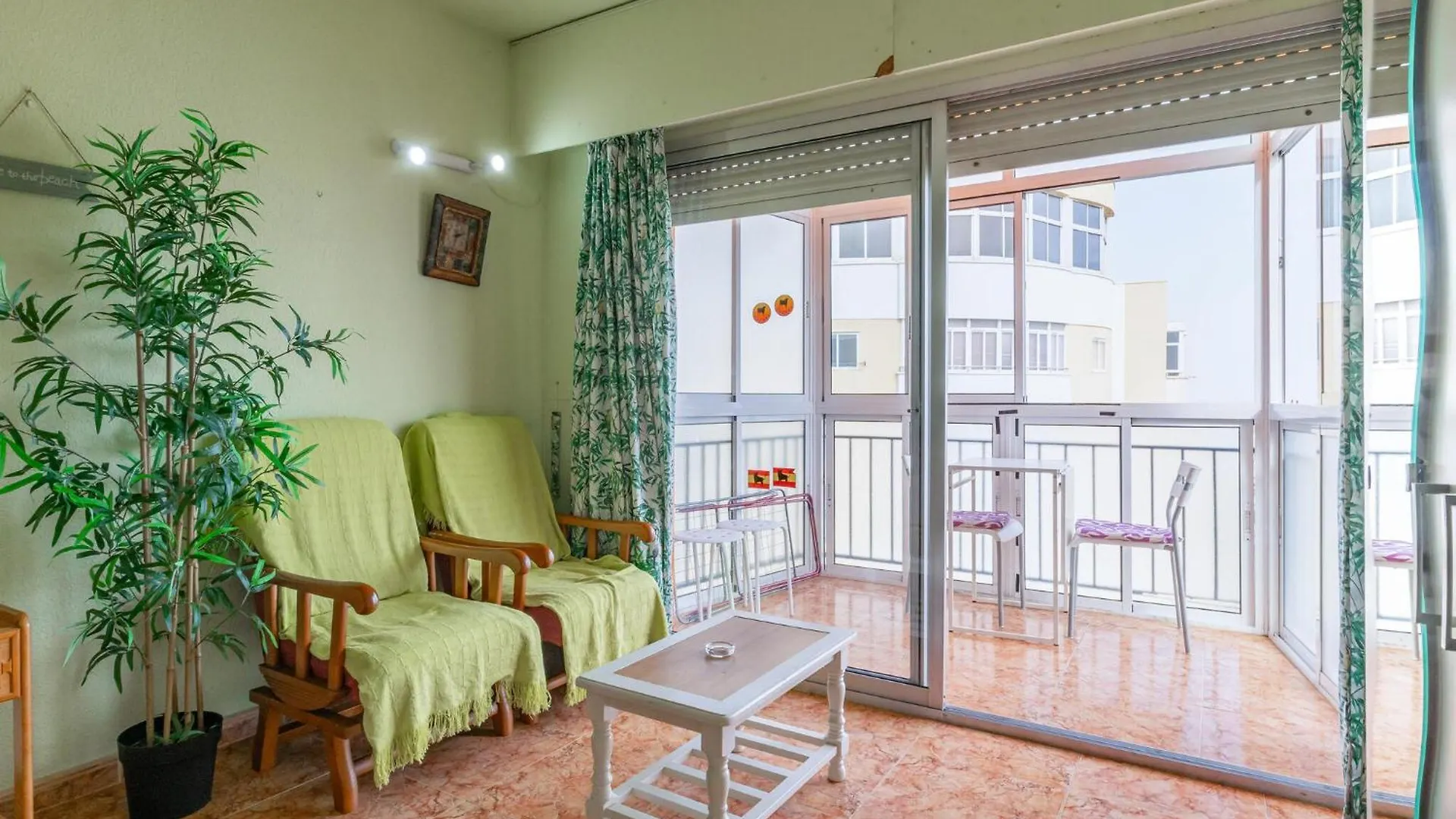 Beautiful Apartment In Torremolinos With Wifi