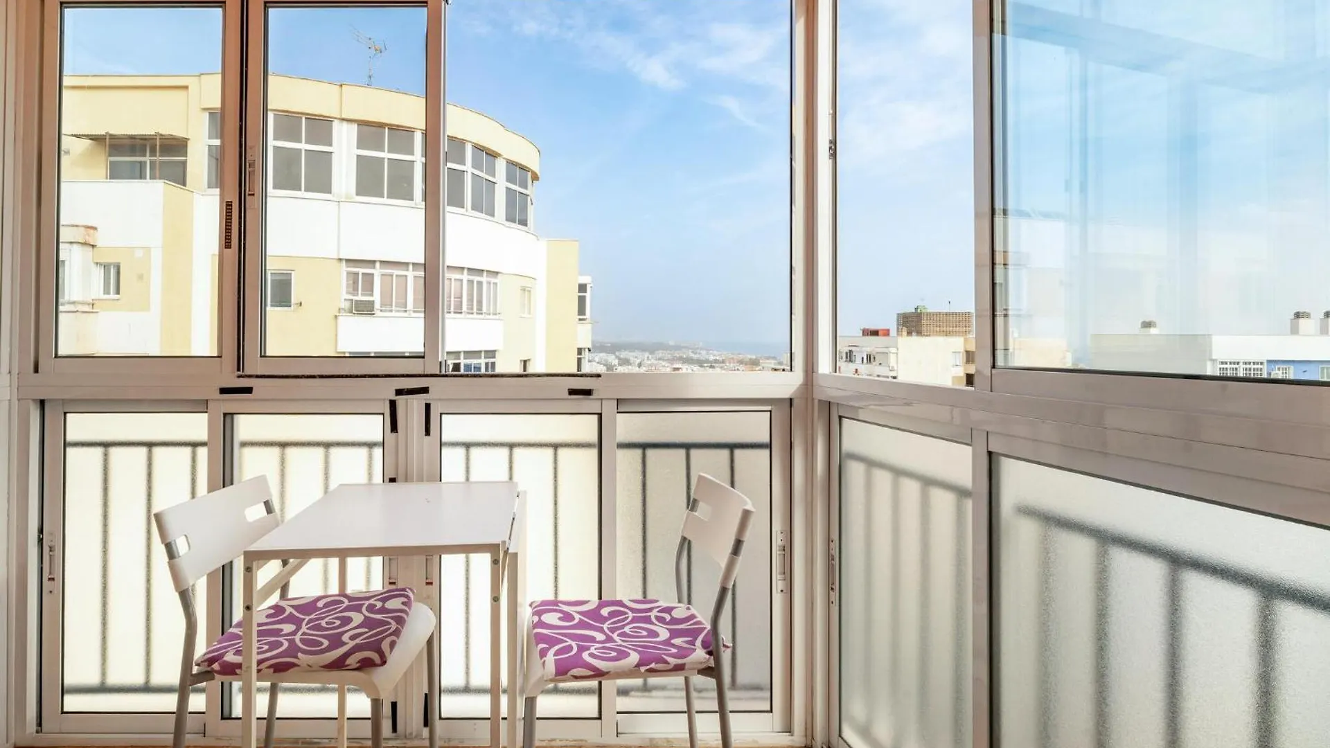 Beautiful Apartment In Torremolinos With Wifi